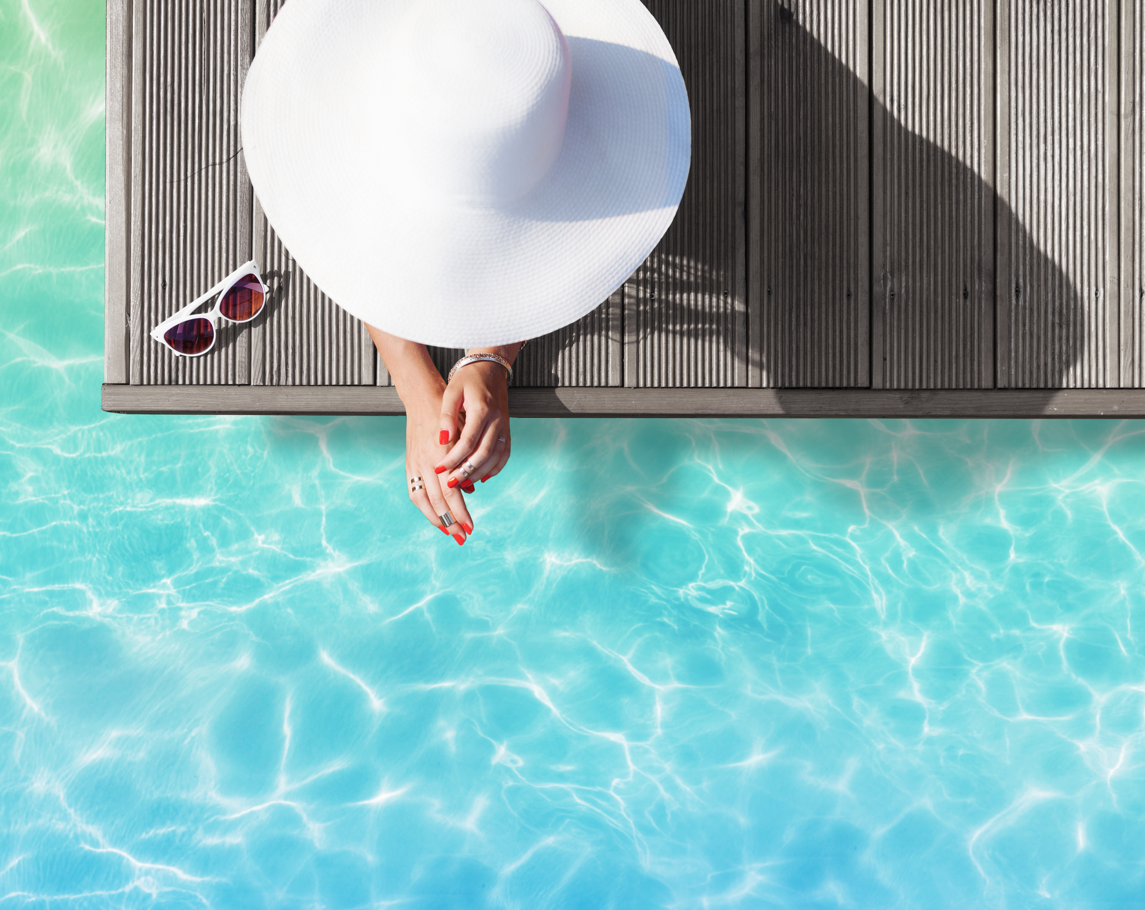 The different types of swimming pool heaters