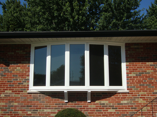 The Three Major Benefits That Homeowners Can Reap When They Call For Awning Installation in Phoenix