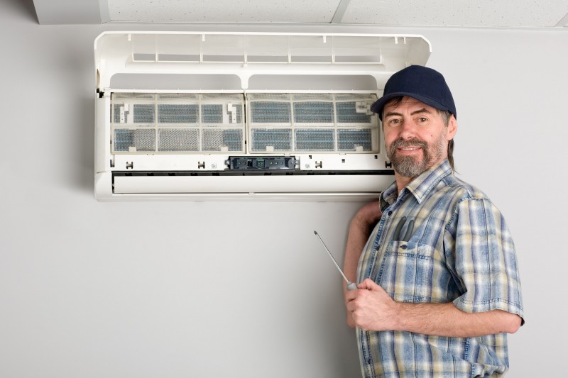Times to Schedule an AC Cleaning in Omaha, NE