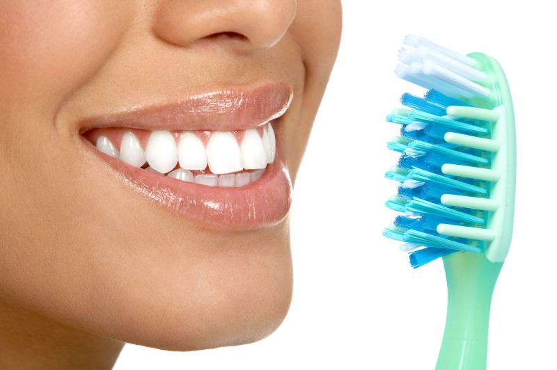 The Many Benefits of Teeth Whitening