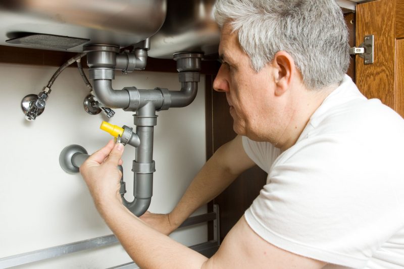 Advantages of Hiring an Emergency Plumber in Fairfax VA