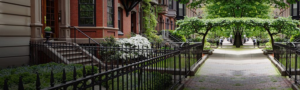 3 Reasons to Invest in a New Residential Fence