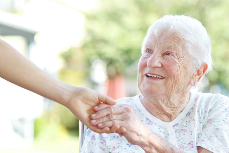 What To Expect From Senior Living?