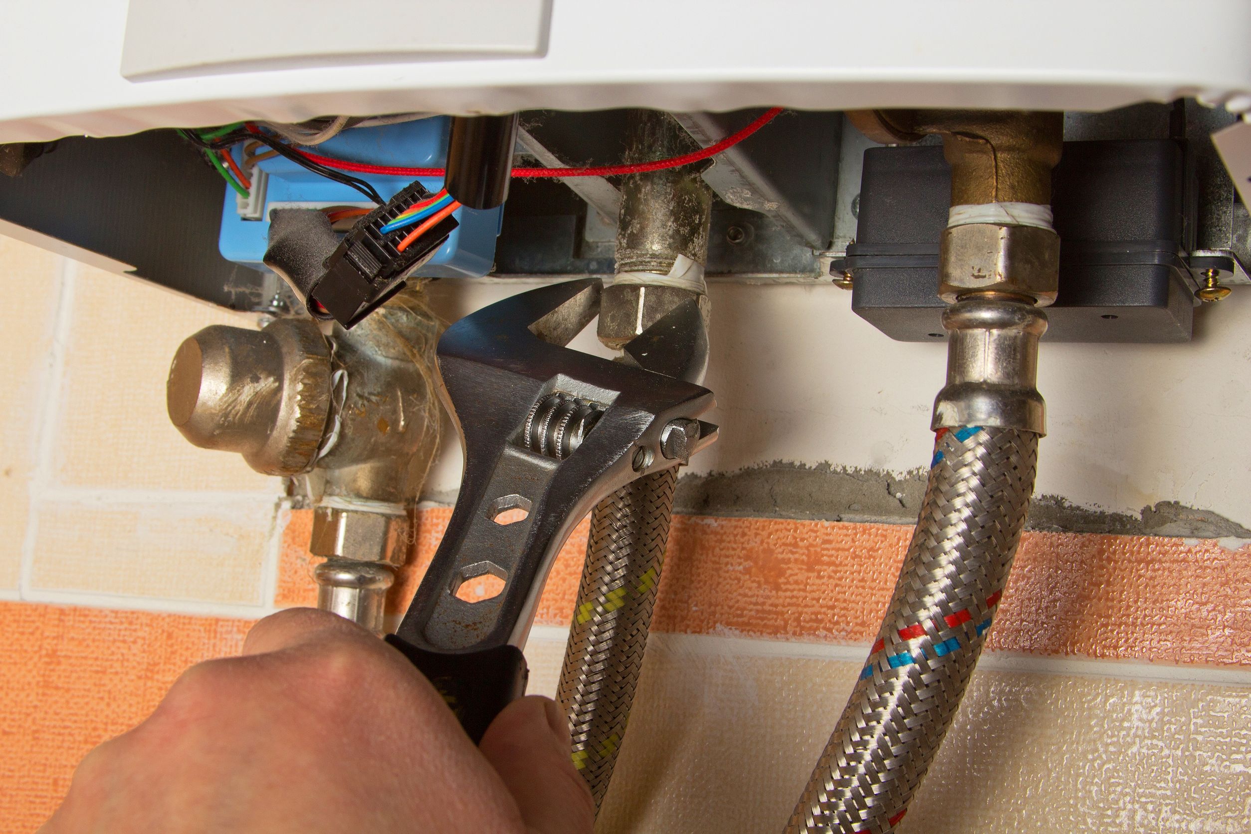 Fixing and Maintaining Water Heaters in New Haven IN