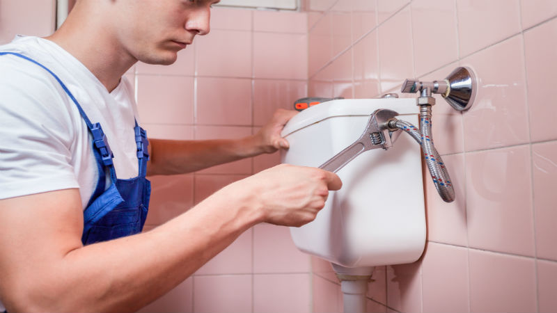 When to Call an Emergency Plumber in Alexandria, VA