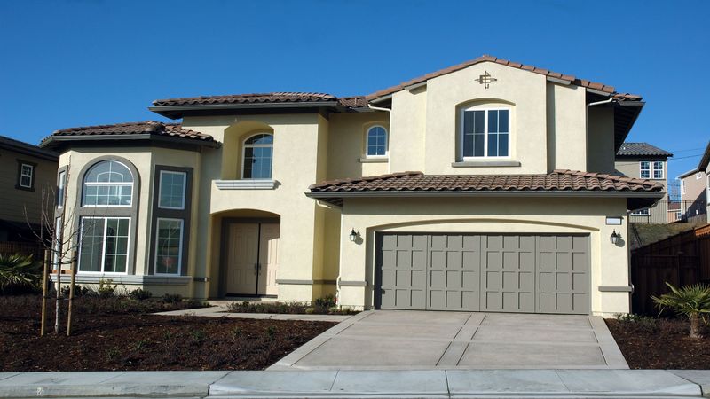 Let the Experts Handle Your Garage Door Spring Problems in Ruskin FL