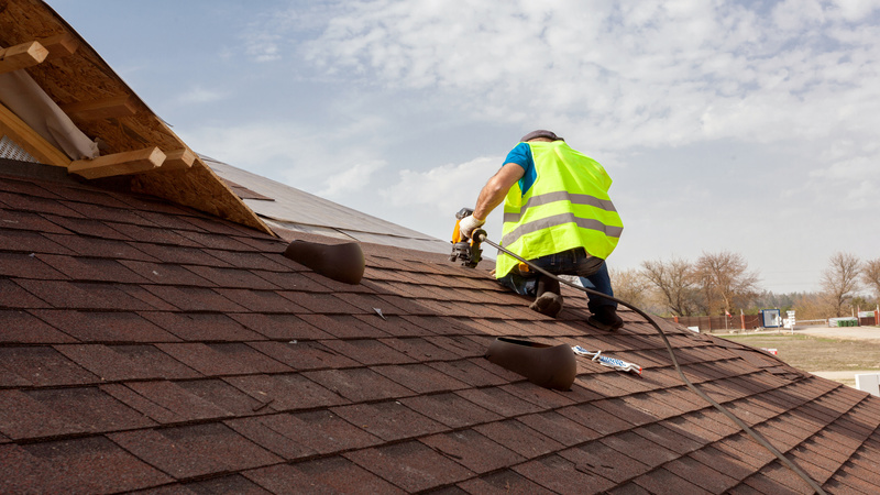 Situations That Call for Advise from a Roofer in Friendswood TX
