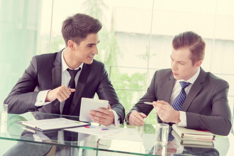 Choose from a range of financial services with the right provider