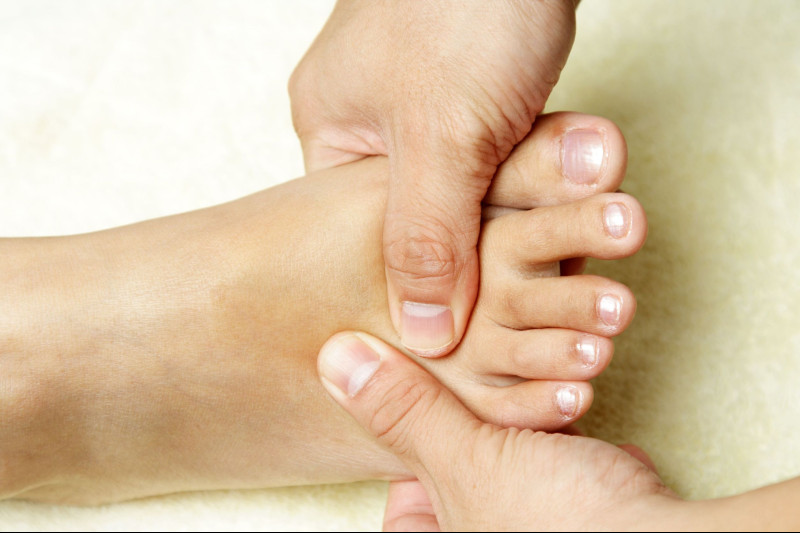 How to Treat Bunions in Hyde Park Without Surgery for Fast Relief