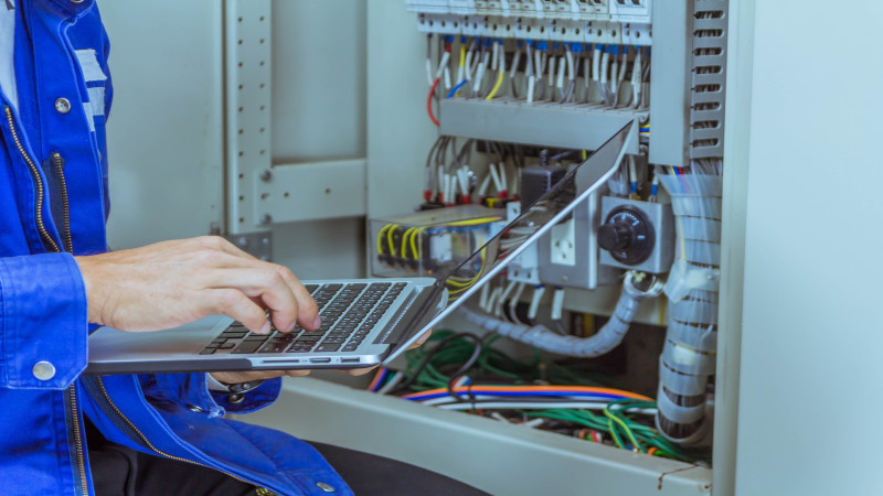 Making the Right Choice in Optical Bonding