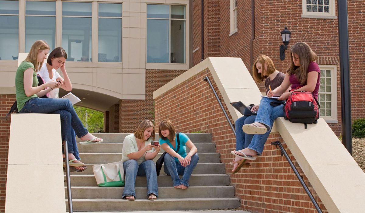 How to Find the Perfect Off-Campus Housing near WCU: A Comprehensive Guide
