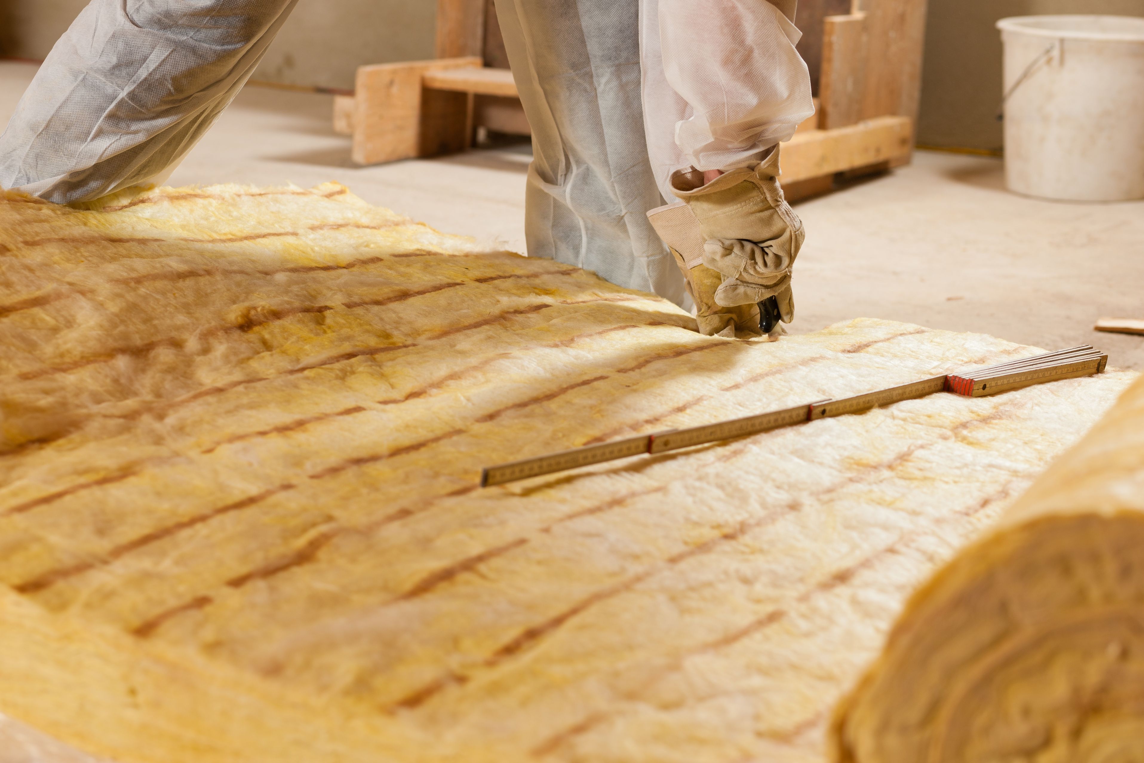 Using a Closed-Cell Foam Insulation Kit