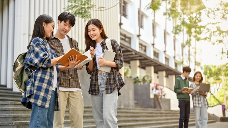 Top Reasons Why You’ll Want to Live in Off-Campus Housing While in College