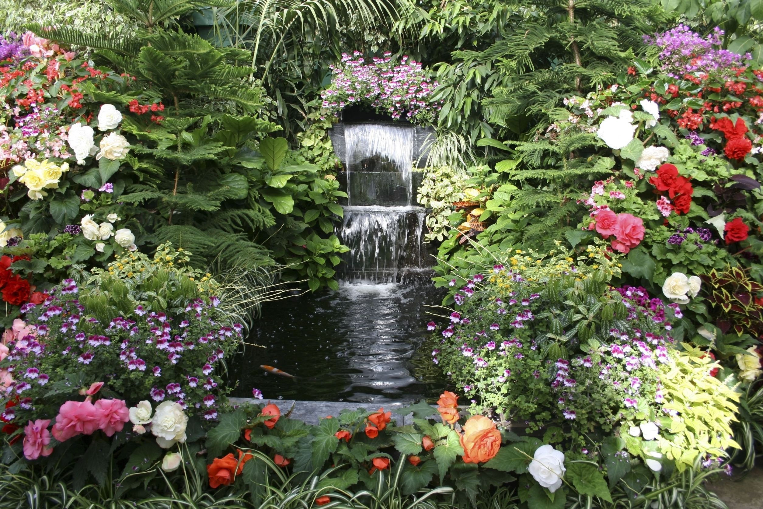 Get a Company to Help You with Moss Rock Landscaping in Houston, TX