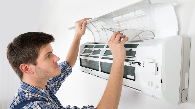 HOW TO CHOOSE A CONTRACTOR FOR AIR CONDITIONING SERVICES IN Apple Valley, CA