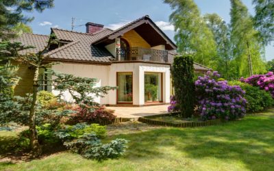 Creating Beautiful Outdoor Environments with a Landscaper in Minnetonka, MN