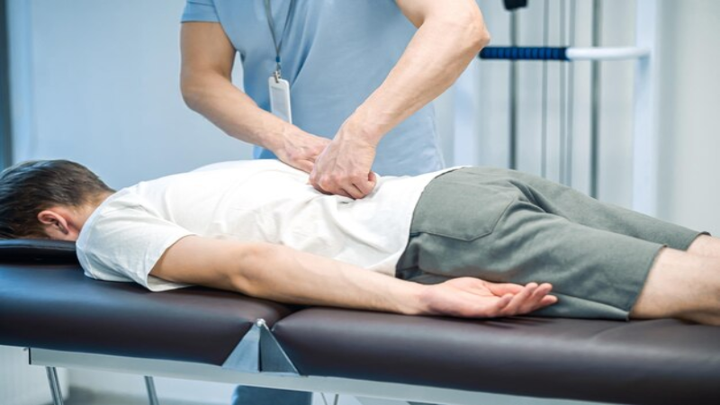 Space Decompression What Is Spinal Decompression Therapy—and Is It Right for Your Back Pain ...